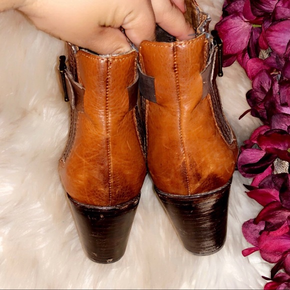 DOLCE VITA Cognac Leather Ankle Bootie - Picture 5 of 8